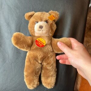Steiff teddy bear